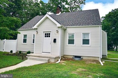 29 Hemlock Ave, Laurel Springs, NJ 08021 - photo 2