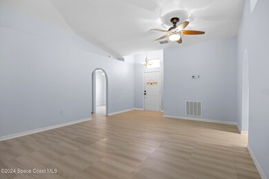 1515 Vista Lake Cir, Melbourne, FL 32904 - photo 6