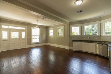 1413 6th St, Bay City, TX 77414 - photo 6