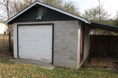 1513 S 5th St, Rogers, AR 72756 - photo 7