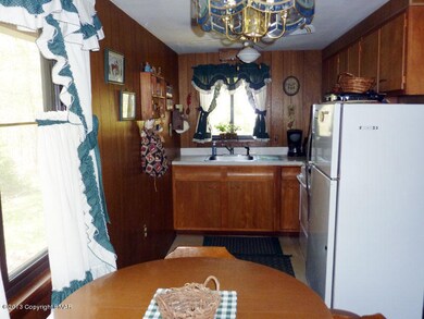 5455 Woodland Ave, Pocono Pines, PA 18350 - photo 4