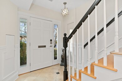 65 Thorpe St, Fairfield, CT 06824 - photo 4