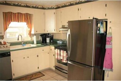 11 Lake Whittemore Dr, Spencer, MA 01562 - photo 2