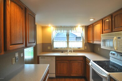 condo kitch 2