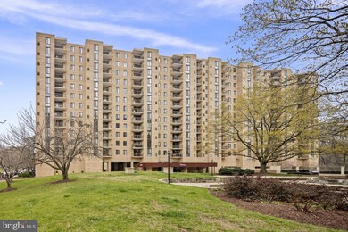The Brittany unit 1119, Arlington, VA 22204 - photo 4