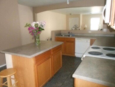 2751 S Sailors Way, Gilbert, AZ 85295 - photo 5