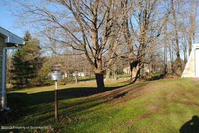 422 Gravity Rd, Lake Ariel, PA 18436 - photo 6