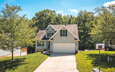 5 bedrooms, 4 bathroom home in Harter Farms