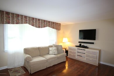 16 Pine Rd, Howell, NJ 07731 - photo 2