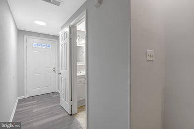 7905 Brighton Way, Manassas, VA 20109 - photo 5