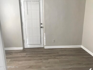 5313 Attleboro St, Jacksonville, FL 32205 - photo 5