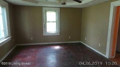 247 Walnut St, Lebanon Junction, KY 40150 - photo 2