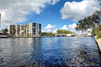On the WATER TAXI these
would be just the beginning
views of your new journey on
the newly added WATER TAXI
Stop!