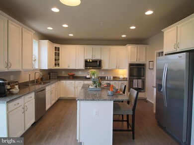 9 Jefferson Ave, Cockeysville, MD 21030 - photo 4