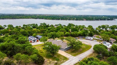 8 Burton Hill Dr, Weatherford, TX 76087 - photo 2