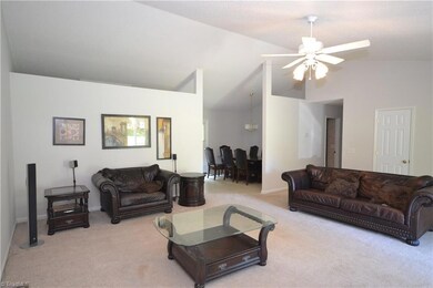 1141 Cranbrook Cir, Asheboro, NC 27205 - photo 4