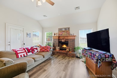 4906 S 186th East Ave, Tulsa, OK 74134 - photo 3