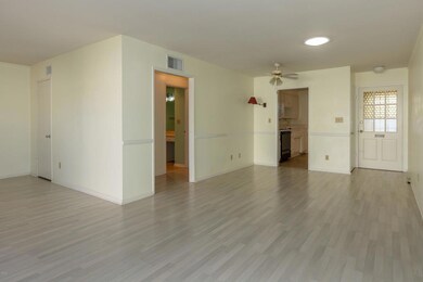 171 W Bay Blvd-7388