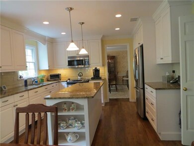 Beautifully updated kitchen