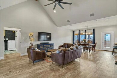 829 Holbrook Rd, Springtown, TX 76082 - photo 4