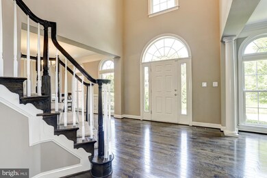 307 Lyon Ct, Pikesville, MD 21208 - photo 4