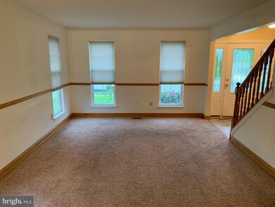 1649 Pennfield Dr, West Deptford, NJ 08086 - photo 6