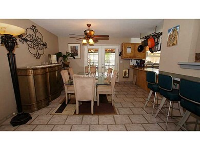 Dining Room. Contemporary Dining Room Area with Br
