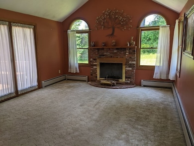 12 Claffey Ave, Worcester, MA 01606 - photo 5