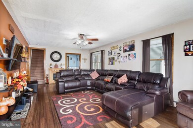 344 Myrtle Ave, Woodbury, NJ 08096 - photo 3