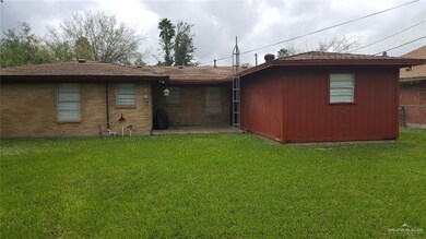 612 W 5th St, Weslaco, TX 78596 - photo 7