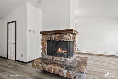 11-3215eastgatepl_ZHM_011
