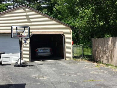 Garage.
