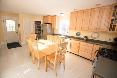So much room! The high ceilings add...