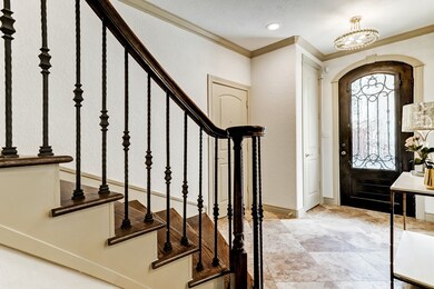 Another view of the front entryway - Storage close