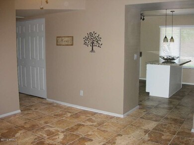 4 Living Rm Kitchen
