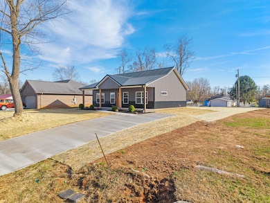 111 Cherry Ln, Burnside, KY 42519 - photo 7