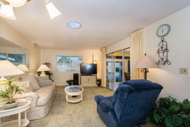 10432-W-Mountain-View-Rd-MLS- (8 of 32)