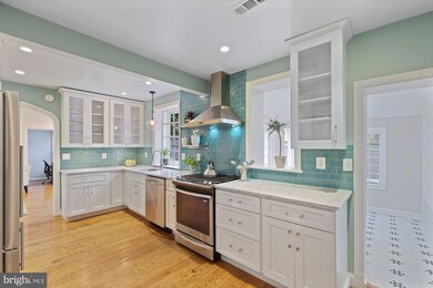 3715 Fessenden St NW, Washington, DC 20016 - photo 6