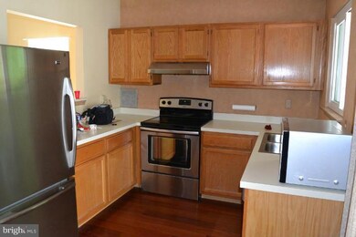 6202 Honeycomb Ct, Sykesville, MD 21784 - photo 7