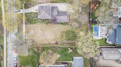 356 S Loomis St, Naperville, IL 60540 - photo 2