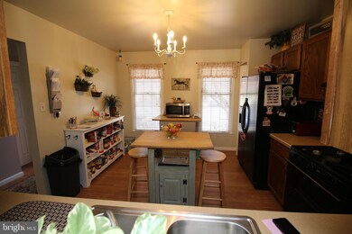 53 Warwick Ct, Reading, PA 19606 - photo 5