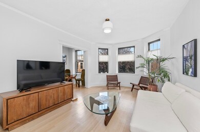 118 Riverway unit 32, Boston, MA 02215 - photo 2