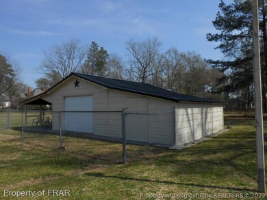 19458 N Nc 71 Hwy, Lumber Bridge, NC 28357 - photo 4