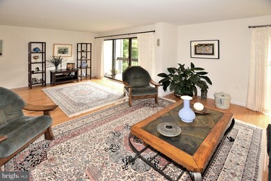 11137 Saffold Way, Reston, VA 20190 - photo 4