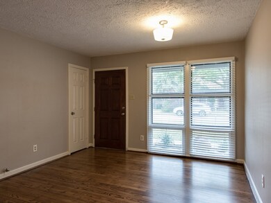 1248 Candlelight Ln, Houston, TX 77018 - photo 4