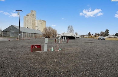 601 S Main St, La Crosse, WA 99143 - photo 2