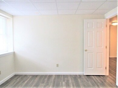 100 Trapelo Rd unit 5, Waltham, MA 02452 - photo 4