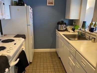 931 Mass Ave unit 701, Cambridge, MA 02139 - photo 7