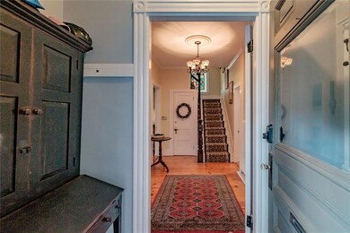 Vestibule and beautiful foyer draw...