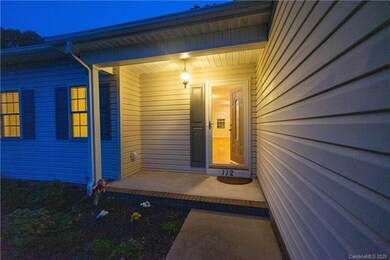 112 Glen Cross Dr, Statesville, NC 28625 - photo 2